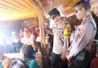 Kapolres-Alor-Pantau-Puncak-Arus-Mudik-di-Pelabuhan-Kalabahi