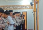 Seusai-Shalat-Jumat,-Polres-Alor-Gelar-Shalat-Istighotsah-untuk-Korban-Bencana-Gempa-di-Pulau-Flores