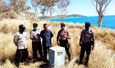 Beri-Rasa-Aman,-Personil-Polsek-Alor-Timur-Laksanakan-Patroli-Perbatasan