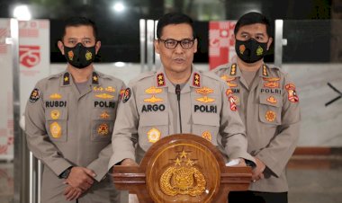 Polri-Kirim-Sejumlah-Bantuan-Tangani-Gempa-Sulbar