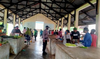 Berikan-Rasa-Aman,-Polsek-Alor-Timur-Laut-Laksanakan-Patroli