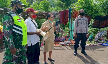 Cegah-Penyebaran-Covid-19,-Polsek-Pantar-Barat-Kembali-Lakukan-Himbauan-Prokes