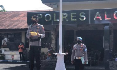 Antisipasi-Karhutlah-dan-Bencana-Alam,-Polres-Alor-Gelar-Apel-Kesiapsiagaan-Sekaligus-Pemberian-Penghargaan-Oleh-Kapolres-Alor-Kepada-Personil-Kodim-1622-Alor-Dan-Personil-Polres-Alor