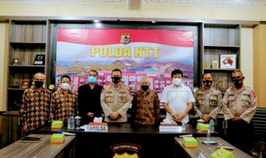 Kapolda-NTT-Ikut-Zoom-Meeting-Call-Kapolri-dengan-Ketua-PP-Muhamadiyah-RI