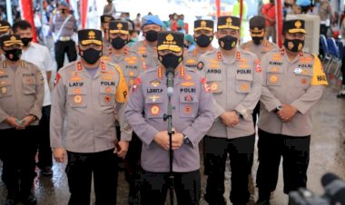 Selain-Tinjau-Vaksinasi,-Kapolri-Saksikan-Langsung-Donor-Plasma-Konvalesen