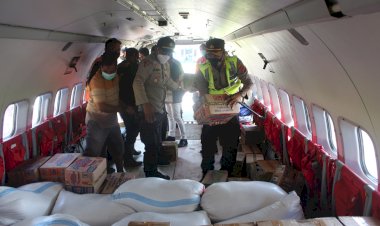 Kapolres-Alor-Jemput-Bantuan-Sembako-dari-Mabes-Polri