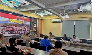 Wakapolda-NTT-Ikuti-Rapat-Pembahasan-Program-Prioritas-Kapolri-Secara-Virtual