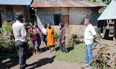 Sampaikan-Pesan-Kamtibmas-Lewat-Patroli-Sambang-Polsek-Alsel