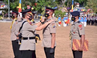 Kapolda-NTT-Lantik-224-Bintara-Polri-Lulusan-SPN-Polda-NTT