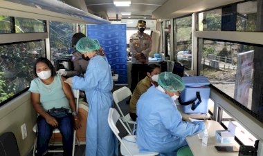 Strategi-Percepatan-Vaksinasi-Melalui-Sim-Keliling