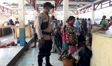 Berikan-Pelayanan-Keamanan,-Polsek-Altim-Polsubsektor-Lantoka-Laksanakan-Patroli-dan-Pengamanan-Pasar