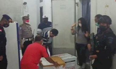 Polda-NTT-Kawal-VVIP-1.400-Vial-Vaksin-Tambahan-Jenis-Astra-Zaneca-di-Kupang