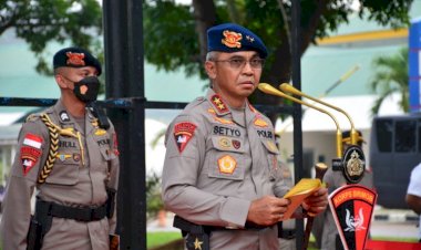 Terharu,-Kapolda-NTT-Teteskan-Air-Mata-Sambut-Bangga-Pasukan-Elit-Satbrimobda-NTT-BKO-Distrik-Sugapa-Intan-Jaya-Papua