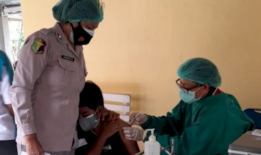 Terus-Tingkatkan-Herd-Immunty,-RSB-Titus-Uly-Berikan-Layanan-Vaksin-Bagi-Anak-Hingga-Lansia