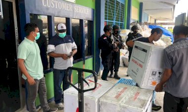 46.800-Vial-Coronavac-Untuk-Anak-Anak-Tiba-Hari-Ini,-Personel-Polda-NTT-Kawal-VVIP