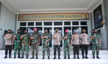 Silaturahmi-ke-Danlantamal-VII-Kupang,-Kapolda-NTT-Minta-Terus-Tingkatkan-Sinergitas-TNI-dan-Polri