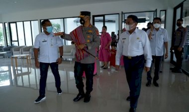 Kunjungi-PLBN-Motamasin,-Kapolda-NTT-Minta-Setiap-Persoalan-yang-Dihadapi-Agar-Direspon-dengan-Cepat