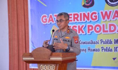 Gathering-Wartawan-Desk-Polda-NTT,-Kapolda-NTT:-Peran-Media-Cukup-Penting-dan-Berpengaruh-dalam-Pemberitaan