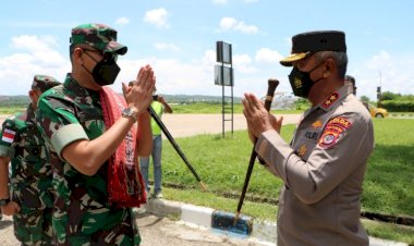 Tiba-di-Kupang,-Pangdam-IX/Udayana-Disambut-Kapolda-NTT-dan-Forkopimda