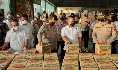 Polri-Gagalkan-8-Kontainer-Minyak-Goreng-Siap-Ekspor-ke-Timor-Leste