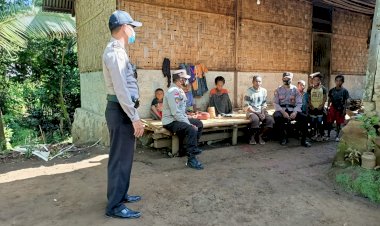 Personel-Polsek-Alor-Selatan-Laksanakan-Patroli-dan-Sambang-Warga