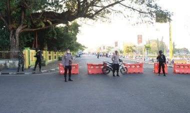 Beri-Rasa-Aman-dan-Nyaman,-Polres-Alor-Laksanakan-Pengamanan-Sholat-Idul-Adha-1443H