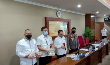 Bareskrim-Tetapkan-2-Pejabat-Kemendag-Jadi-Tersangka-Korupsi-Gerobak