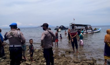 Sat-Polairud-dan-Polsek-Pantar-Bantu-Evakuasi-Perahu-Motor-yang-Tenggelam-di-Perairan-Pandai