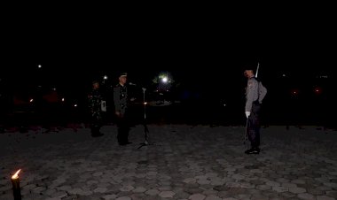 Polres-Alor-ikuti-Upacara-Renungan-Malam-dalam-Rangka-Hari-Pahlawan