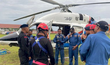 Polri-Sisir-Lokasi-Desa-Diduga-Terisolir-Pakai-Helikopter-dan-Drone