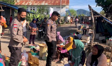 Patroli-Pasar,-Polsek-Pantar-Berikan-Himbauan-Kamtibmas