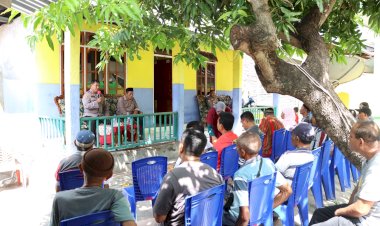 Dengar-Keluhan-Warga,-Polres-Alor-Ajak-Berdialog