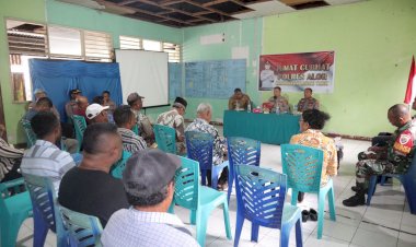 Jumat-Curhat,-Cara-Kapolres-Alor-Dengar-Keluh-Kesah-Masyarakat