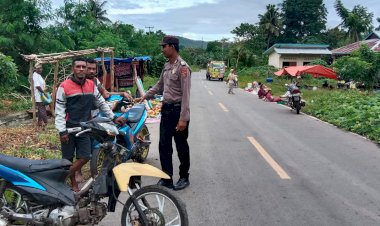 Polsek-Pantar-Barat-Patroli-dan-Dialog-dengan-Warga-Di-Pasar-Mailang