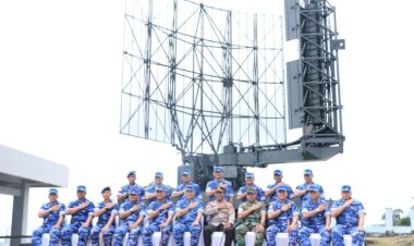 Kapolda-NTT-dampingi-KSAU-Tinjau-Satuan-Radar-226-Buraen