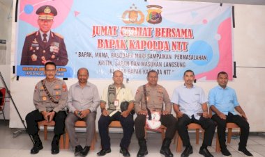Kapolda-dan-Wakapolda-NTT-Gelar-Jumat-Curhat-Bersama-Mahasiswa-Undarma-Kupang