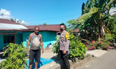 Sambang-Warga-dengan-Humanis,-Bhabinkamtibmas-Sampaikan-Pesan-Kamtibmas-Kepada-Warga