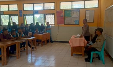 Antisipasi-dan-Sosialisasi-Modus-TPPO,-Polsek-Pantar-Kunjungi-SMAN-1-Pantar
