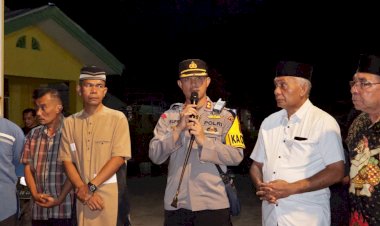 Beri-Rasa-Aman-dan-Nyaman,-Dalam-Rangka-Menyongsong-Hari-Raya-Idhul-Adha-1444H,-Polres-Alor-Laksanakan-Pengamanan-Pawai-Malam-Takbiran