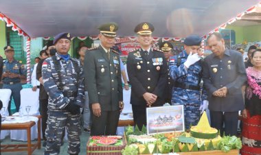 Kapolres-Alor-Hadiri-Upacara-HUT-TNI-Di-Makodim-1622-Alor