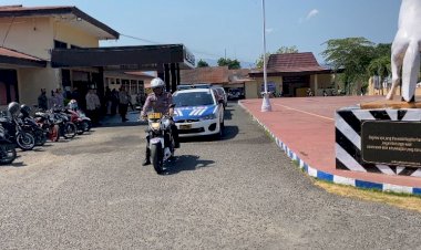 Tingkatkan-Kemampuan-Personil-Jelang-Pemilu,-Polres-Alor-Gelar-Pelatihan-Simulasi-Pengamanan-Capres-dan-Cawapres