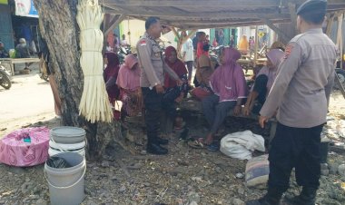 Polsek-Pantar-Tingkatkan-Keamanan-Melalui-Patroli-di-Pasar-Inpres-Kabir