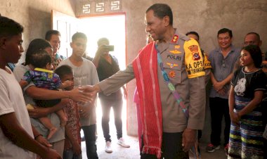 Membangun-Harapan:-Kapolda-NTT-Meresmikan-Rumah-Bantuan-di-Desa-Pariti