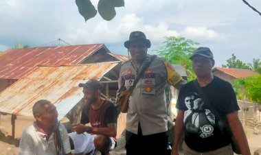 Bhabinkamtibmas-Kelurahan-Pura-Ajak-Warga-Bersinergi-Jaga-Situasi-Kamtibmas-Menjelang-Pemilu-2024