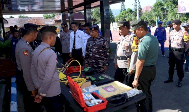 Polres-Alor-Laksanakan-Apel-Gelar-Pasukan-dan-Mengecek-Kesiapan-Tanggap-Bencana-Tahun-2024