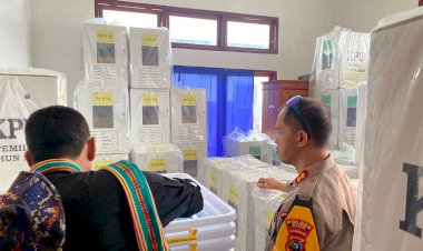 Kapolres-Alor-Lakukan-Pengecekan-Logistik-Pemilu-2024-di-Kecamatan-Pantar