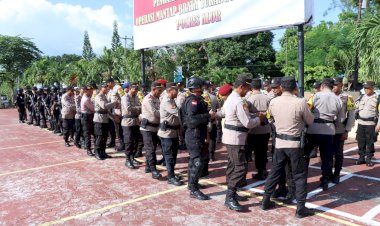 Kapolres-Alor-Pimpin-Apel-Pelepasan-Personil-BKO-Pengamanan-Tahapan-Pemilu-2024