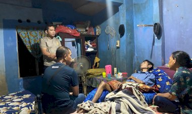 Kapolres-Alor-Memberikan-Dukungan-kepada-Anggota-Polisi:-Anak-Kandung-BRIPKA-Erik-Dijenguk-dan-Akan-Dirujuk-untuk-Perawatan-Medis-Lebih-Lanjut