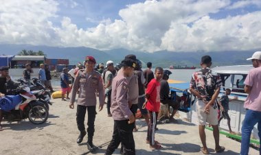 Polres-Alor-Gencar-Lakukan-Pengamanan-Pos-Pam-Pelabuhan-Laut-Kalabahi-dalam-Operasi-Ketupat-Turangga-2024