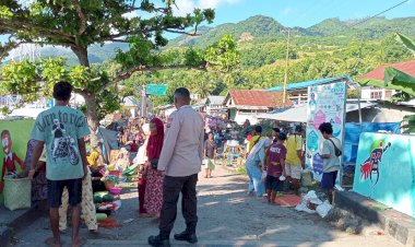 Polsek-Pantar.Polsubsektor-Pantar-Timur-Lakukan-Patroli-dan-Himbauan-di-Pasar-Tradisional-Bakalang